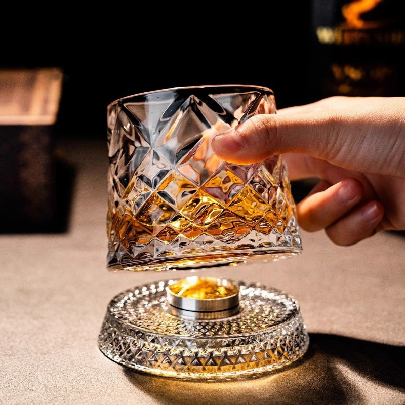 Rotierende Whiskygläser mit Gl – Yamazaki Home Bathroom Storage Bewertung und Preis